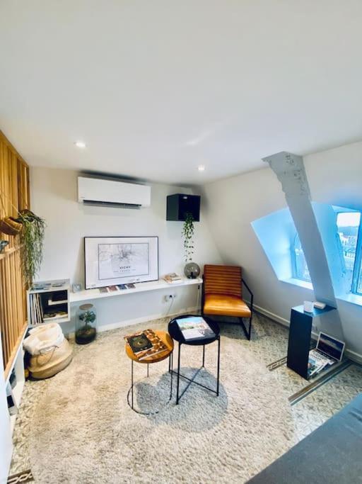וישי *Astoria 6* Appart Cosy En Plein Centre מראה חיצוני תמונה